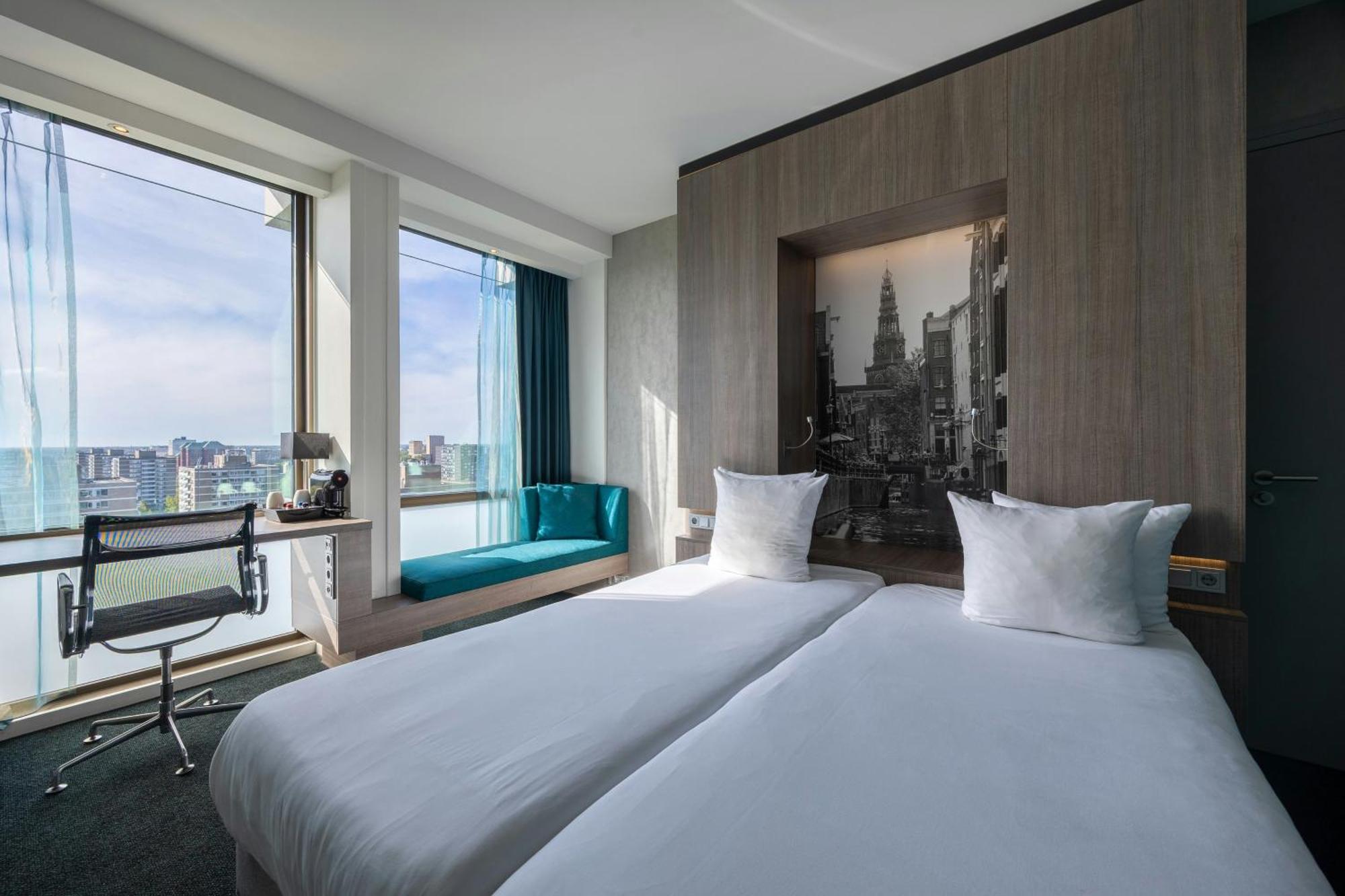 Deluxe Kamer met twee aparte bedden