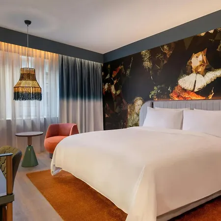 Renaissance Amsterdam Hotel-2